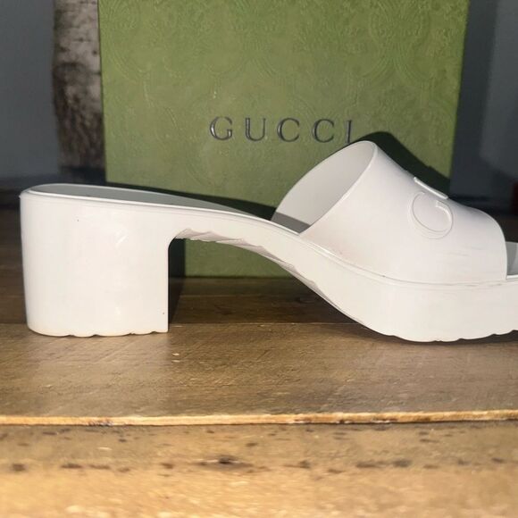 Gucci Rubber Sandals - Picture 4 of 9